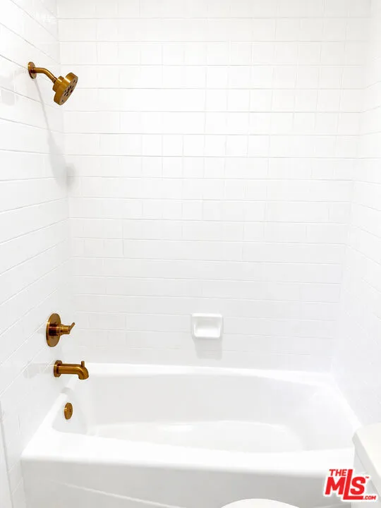 13920 Moorpark Street #308 Sherman Oaks, CA 91423
