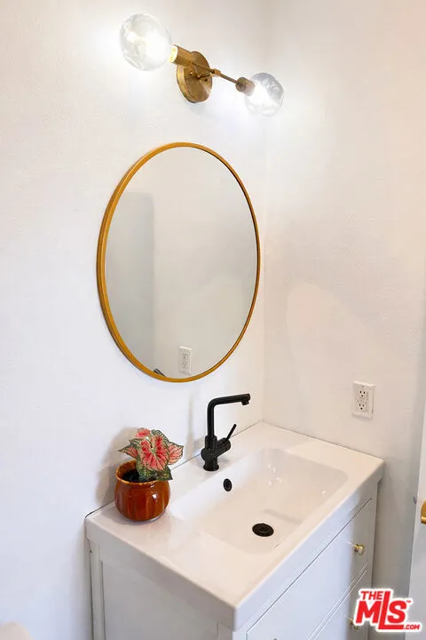 13920 Moorpark Street #308 Sherman Oaks, CA 91423