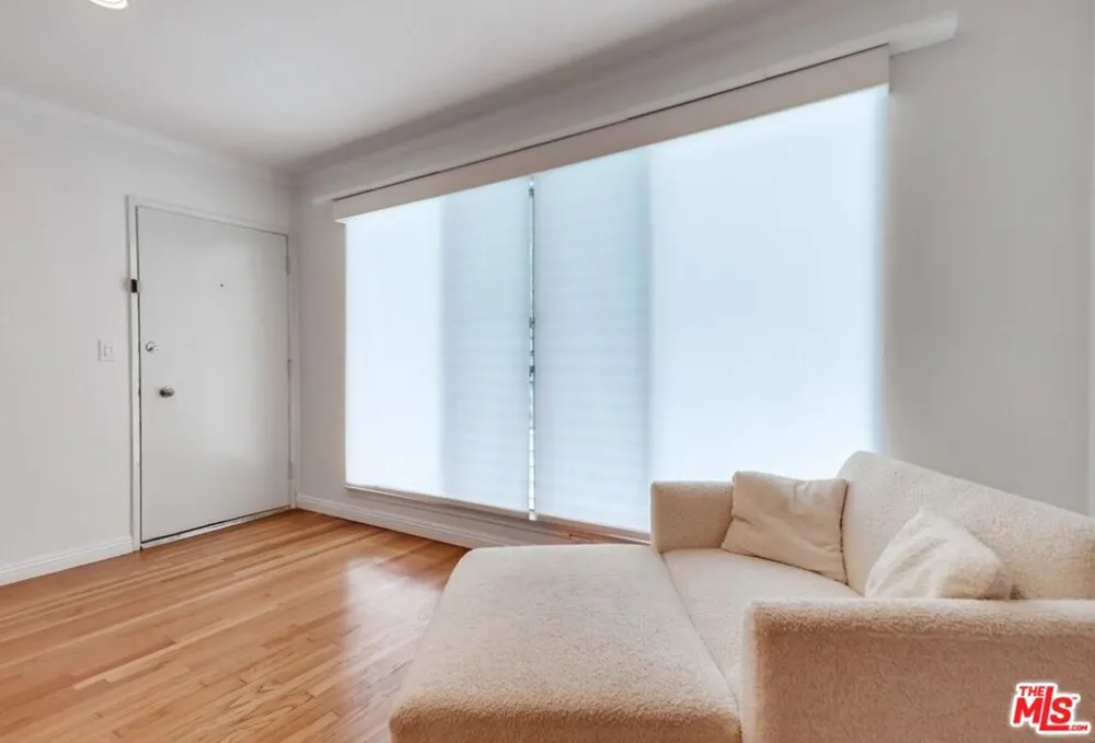 1275 Havenhurst Drive #4 West Hollywood, CA 90046