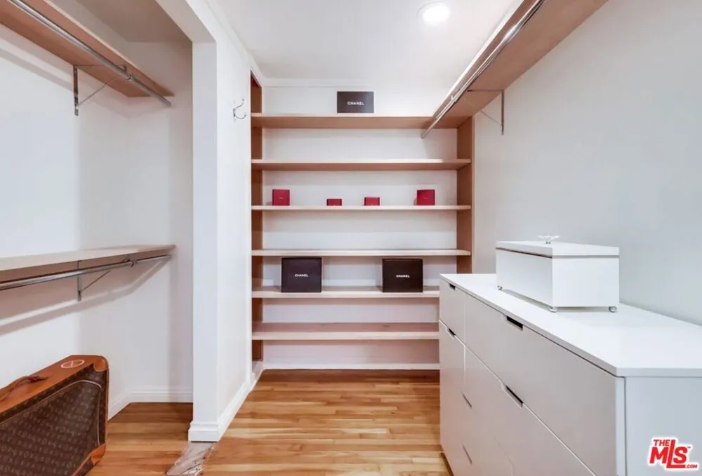 1275 Havenhurst Drive #4 West Hollywood, CA 90046