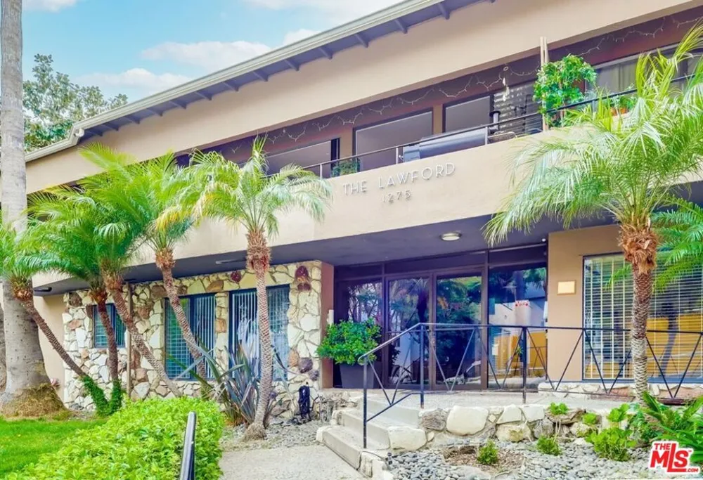 1275 Havenhurst Drive #4 West Hollywood, CA 90046