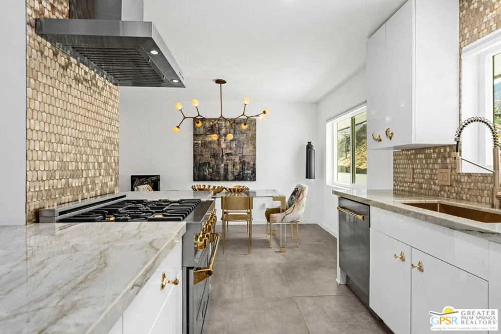 2300 S Palm Canyon Drive #31 Palm Springs, CA 92264