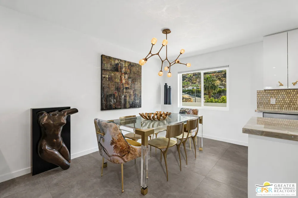 2300 S Palm Canyon Drive #31 Palm Springs, CA 92264