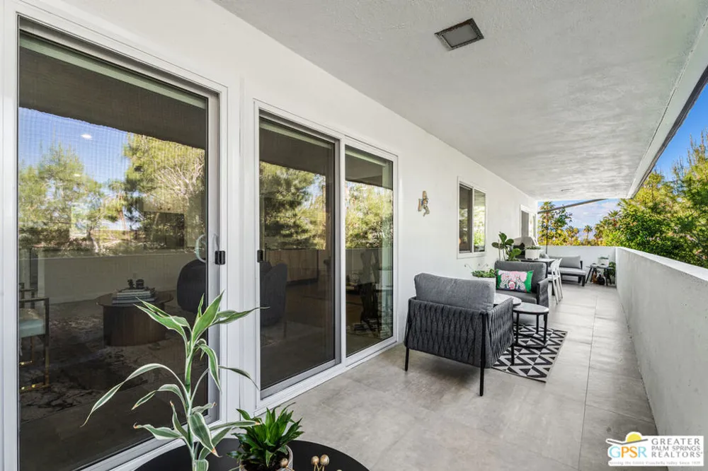 2300 S Palm Canyon Drive #31 Palm Springs, CA 92264