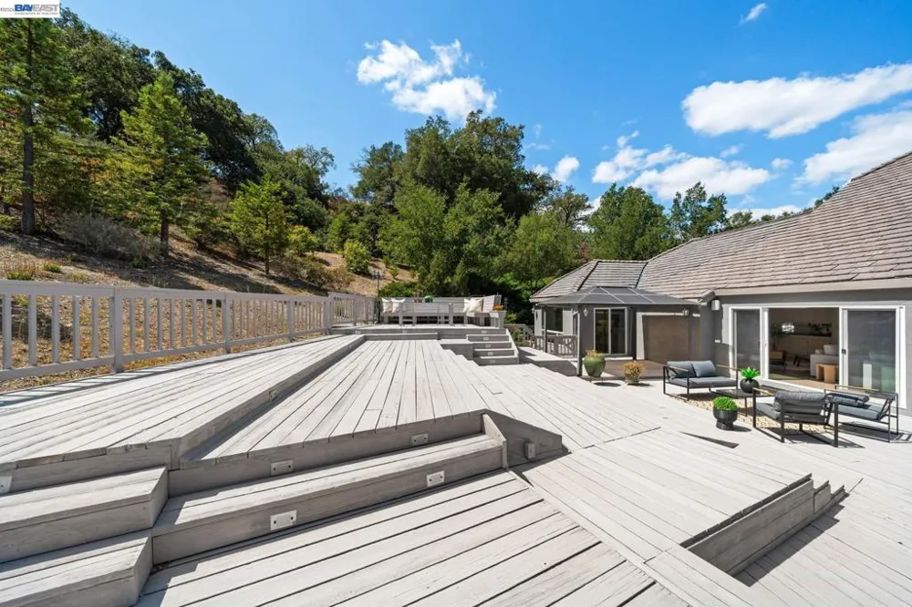 190 Silver Pine Ln Danville, CA 94506