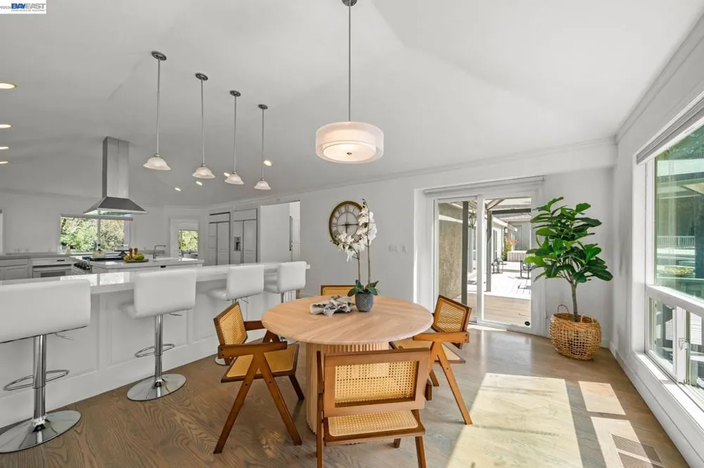 190 Silver Pine Ln Danville, CA 94506