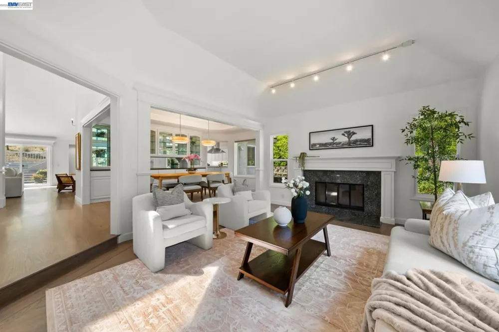 190 Silver Pine Ln Danville, CA 94506