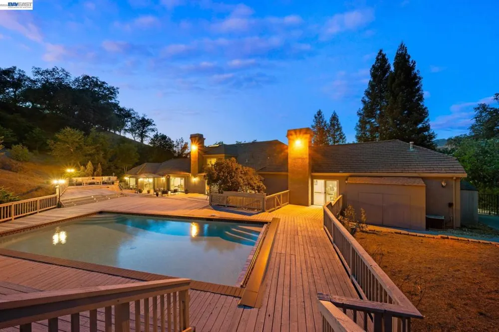 190 Silver Pine Ln Danville, CA 94506