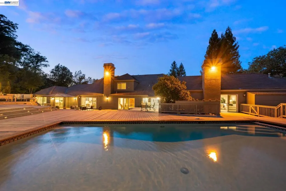 190 Silver Pine Ln Danville, CA 94506