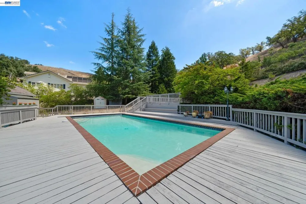 190 Silver Pine Ln Danville, CA 94506