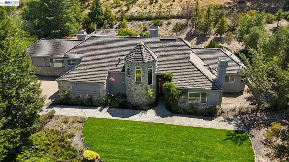 190 Silver Pine Ln Danville, CA 94506