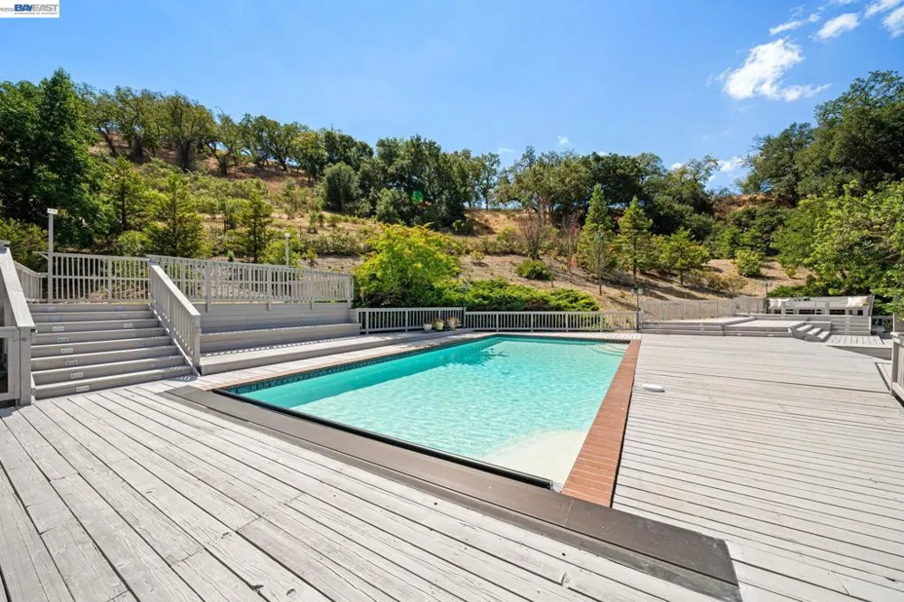 190 Silver Pine Ln Danville, CA 94506