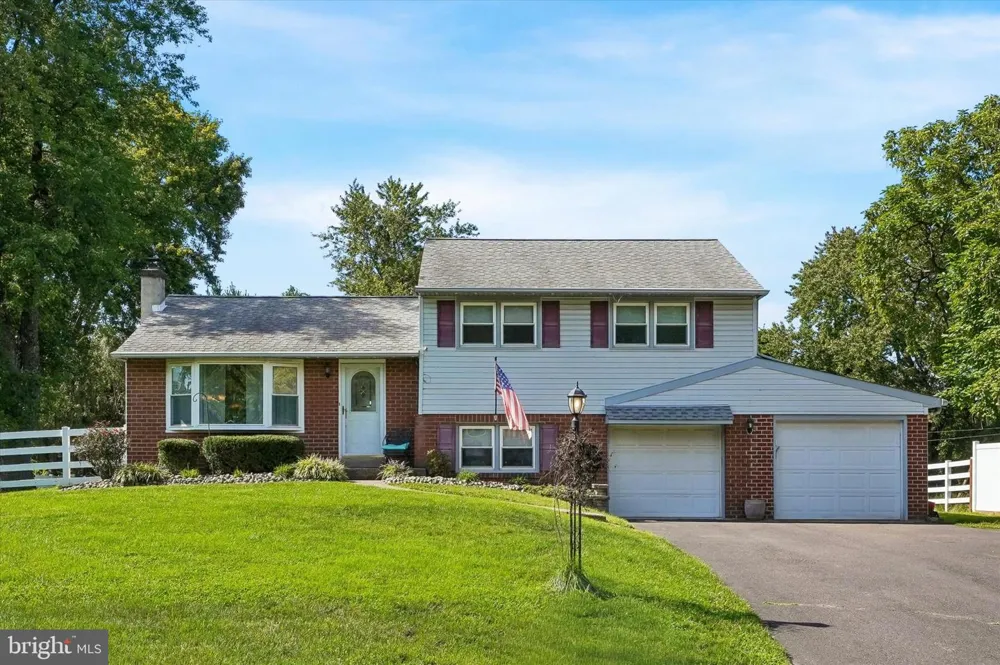 2176 MEADOWVIEW DRIVE Jamison, PA 18929