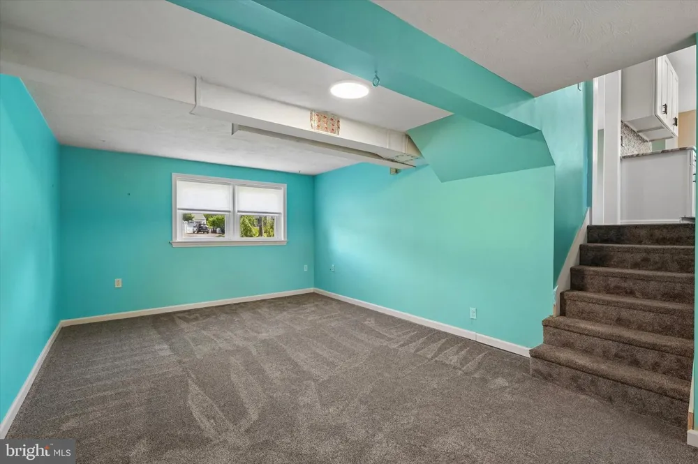 2176 MEADOWVIEW DRIVE Jamison, PA 18929