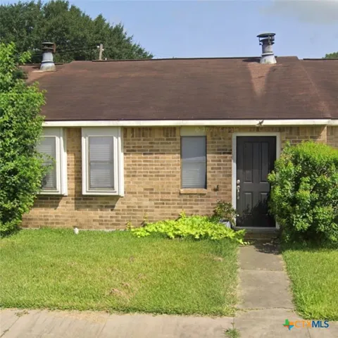 203 Versailles Street