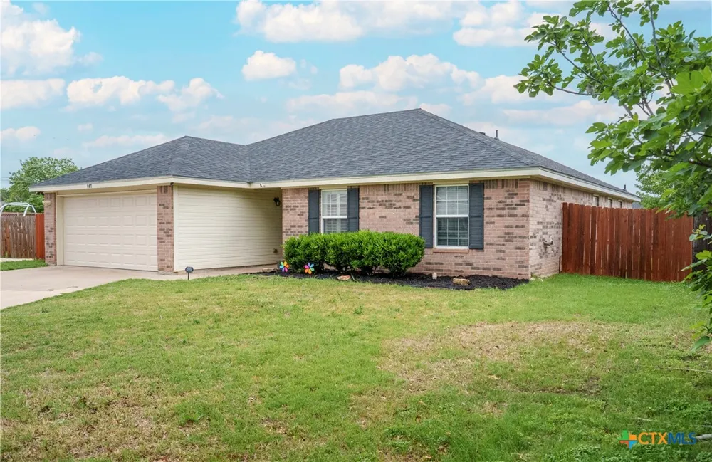 907 Old Glory Temple, TX 76502
