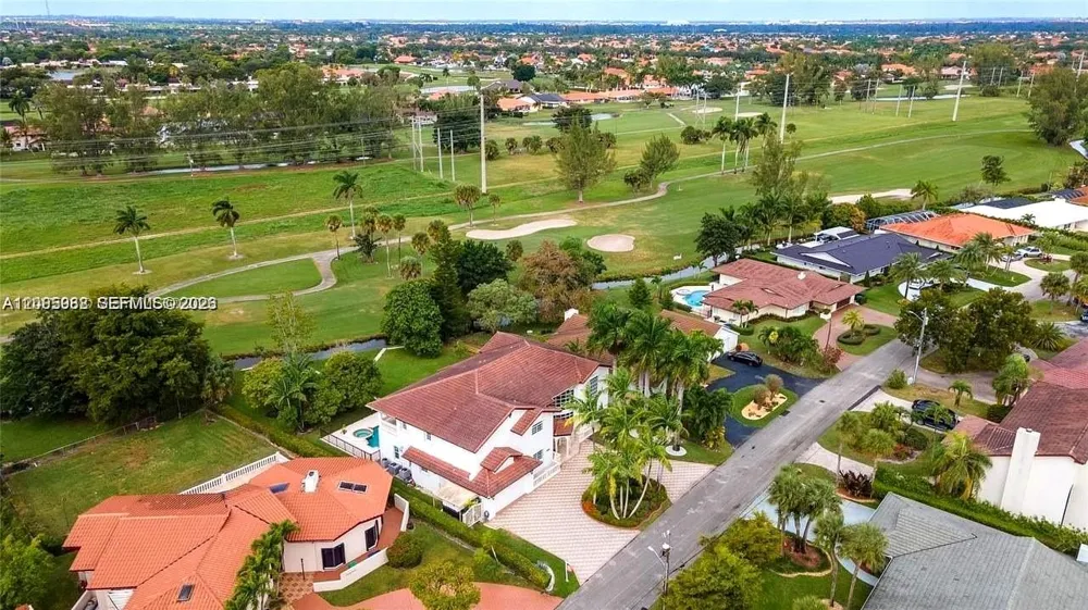 19420 W Saint Andrews Dr Hialeah, FL 33015