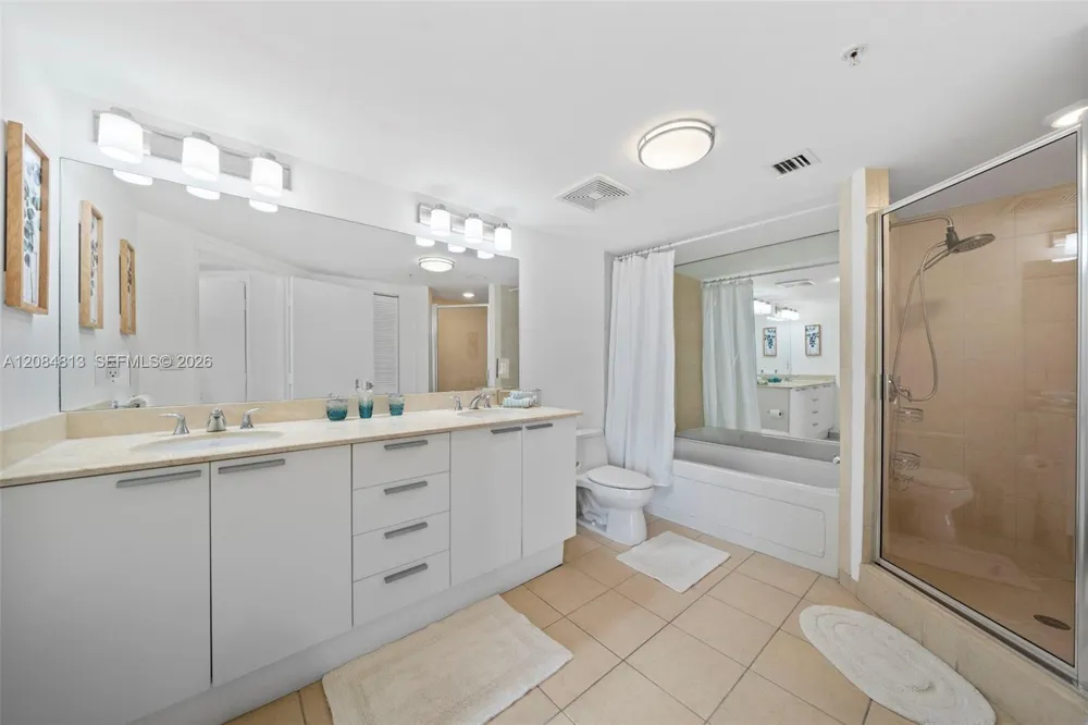 16699 Collins Ave #1710 Sunny Isles Beach, FL 33160