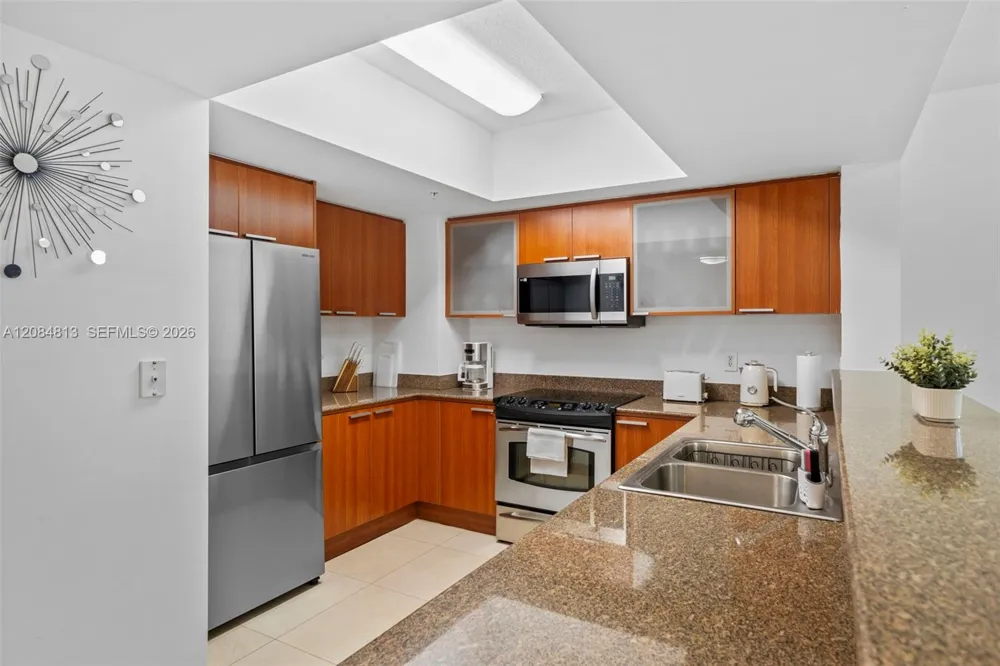 16699 Collins Ave #1710 Sunny Isles Beach, FL 33160