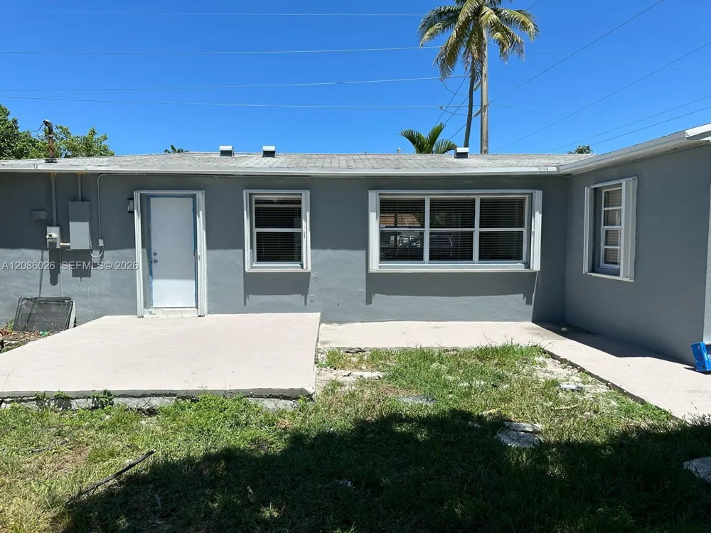 1510 S 24th Ave Hollywood, FL 33020