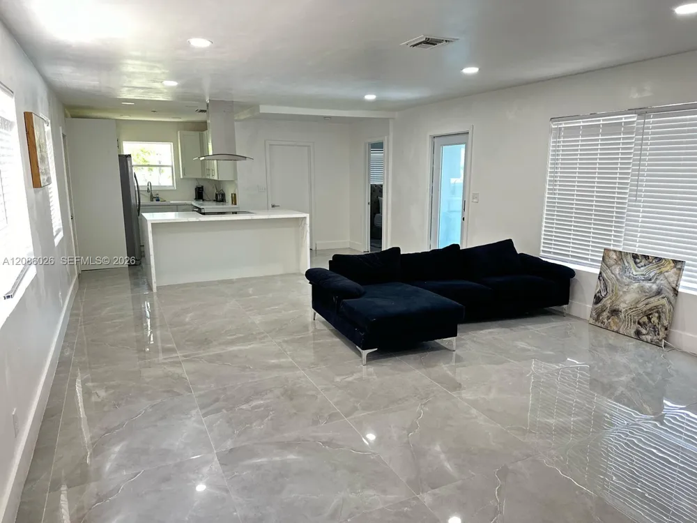 1510 S 24th Ave Hollywood, FL 33020