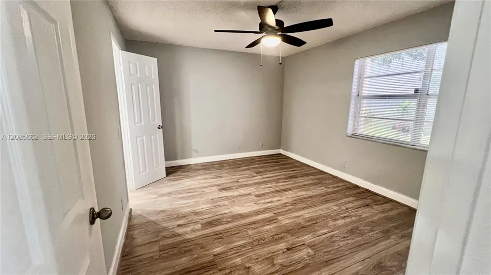7610 Stirling Rd #103B Davie, FL 33024