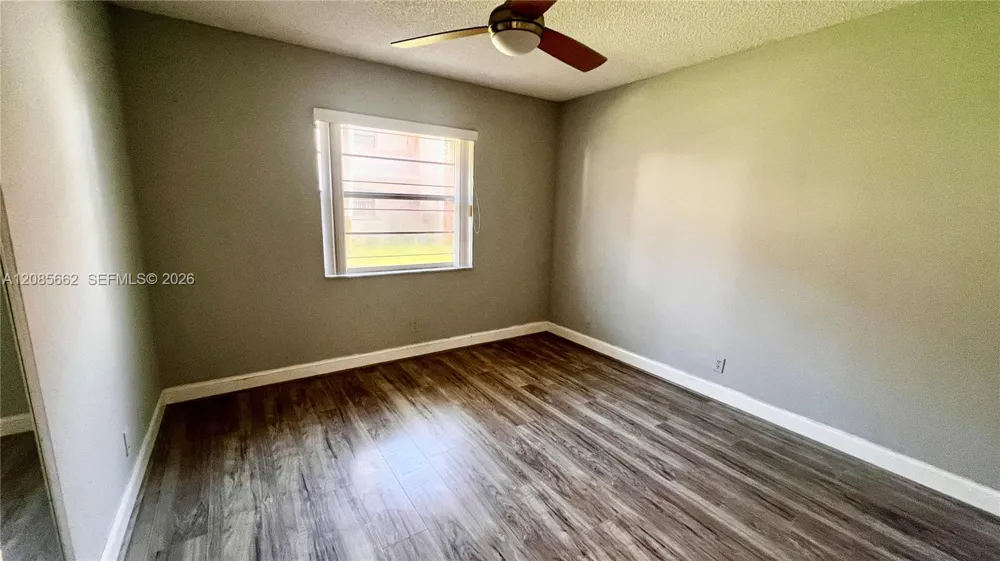 7610 Stirling Rd #103B Davie, FL 33024