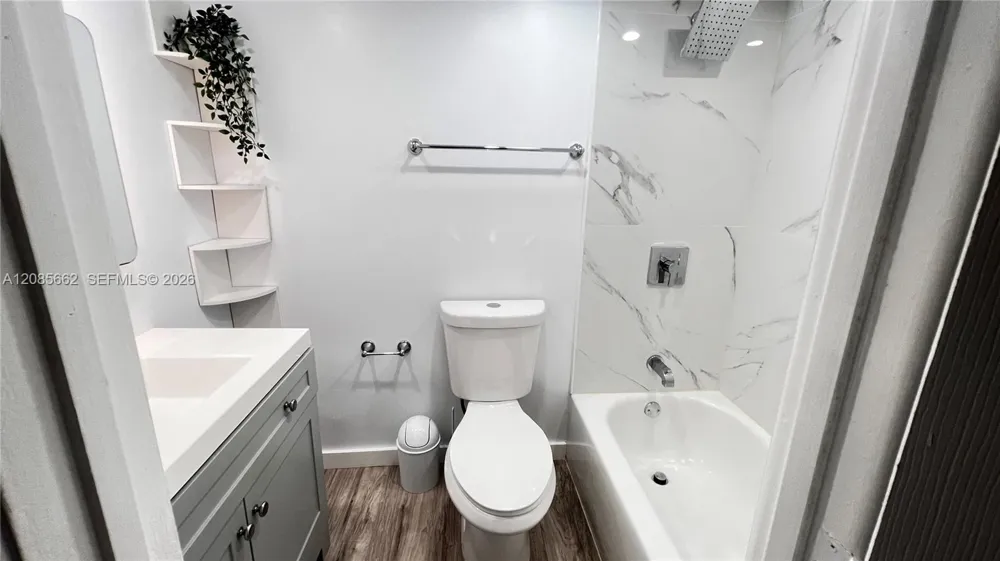 7610 Stirling Rd #103B Davie, FL 33024