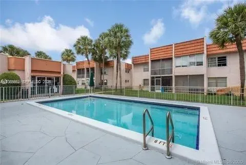 7610 Stirling Rd #103B Davie, FL 33024