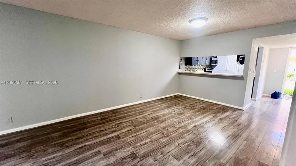 7610 Stirling Rd #103B Davie, FL 33024
