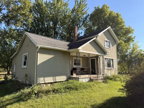 908 Napoleon Road