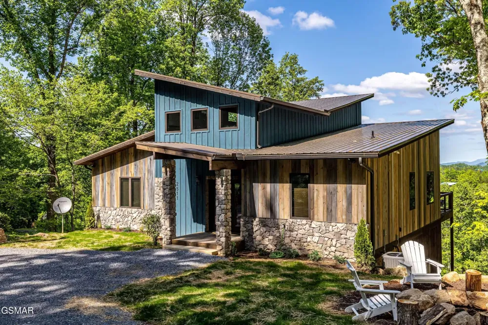 2511 Cove Mountain Lane Sevierville, TN 37862