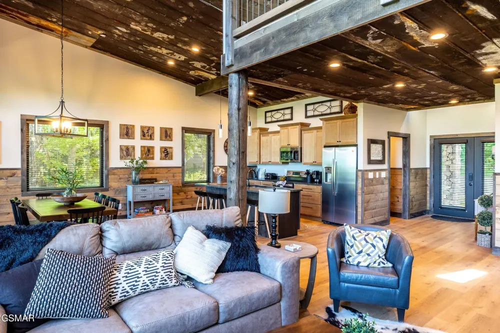 2511 Cove Mountain Lane Sevierville, TN 37862