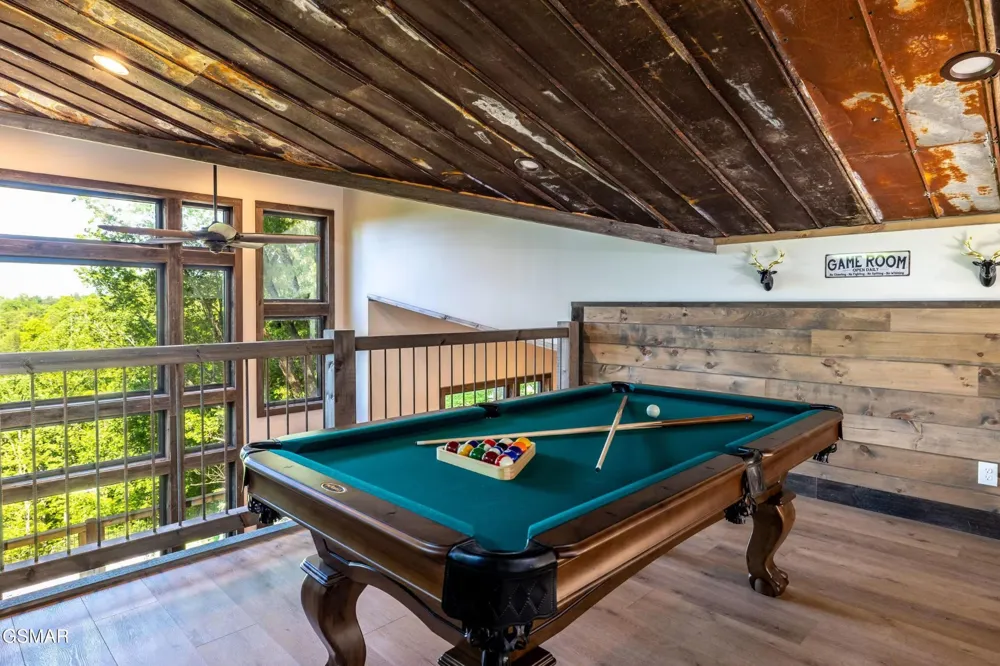 2511 Cove Mountain Lane Sevierville, TN 37862