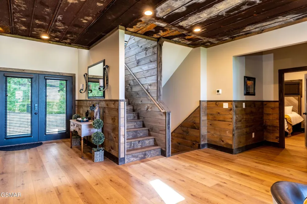2511 Cove Mountain Lane Sevierville, TN 37862