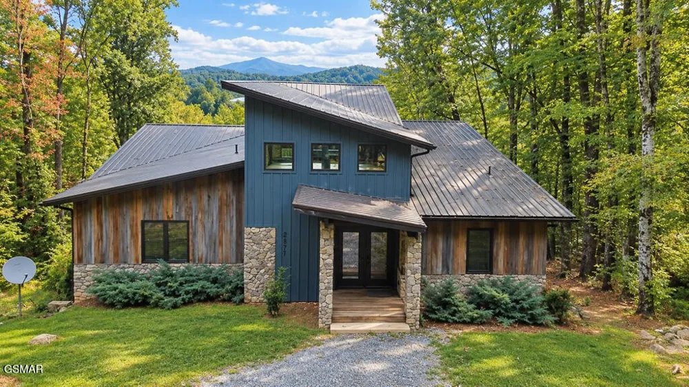 2511 Cove Mountain Lane Sevierville, TN 37862
