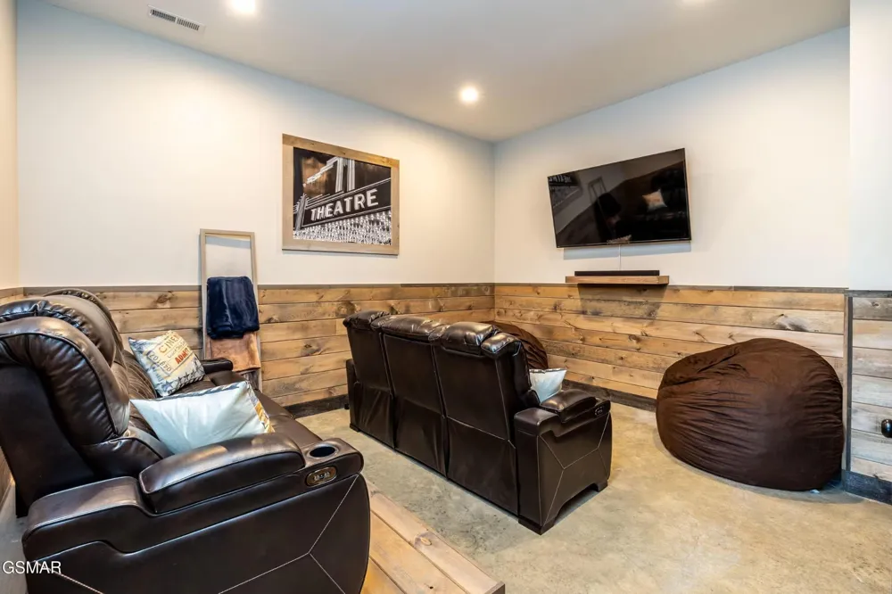 2511 Cove Mountain Lane Sevierville, TN 37862