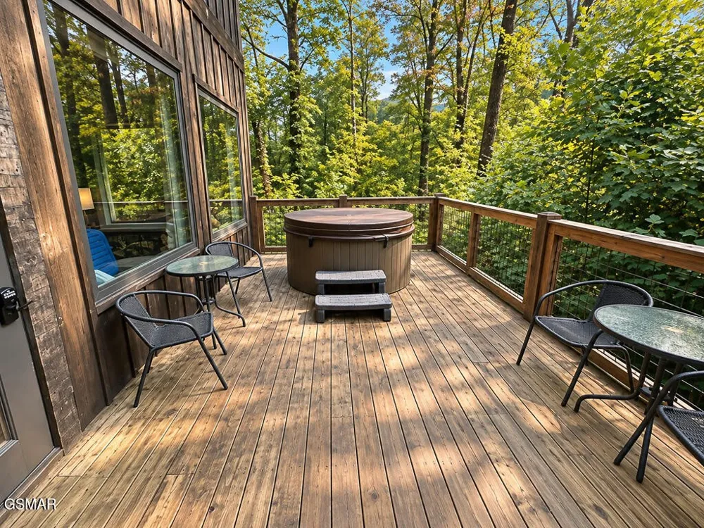 2511 Cove Mountain Lane Sevierville, TN 37862