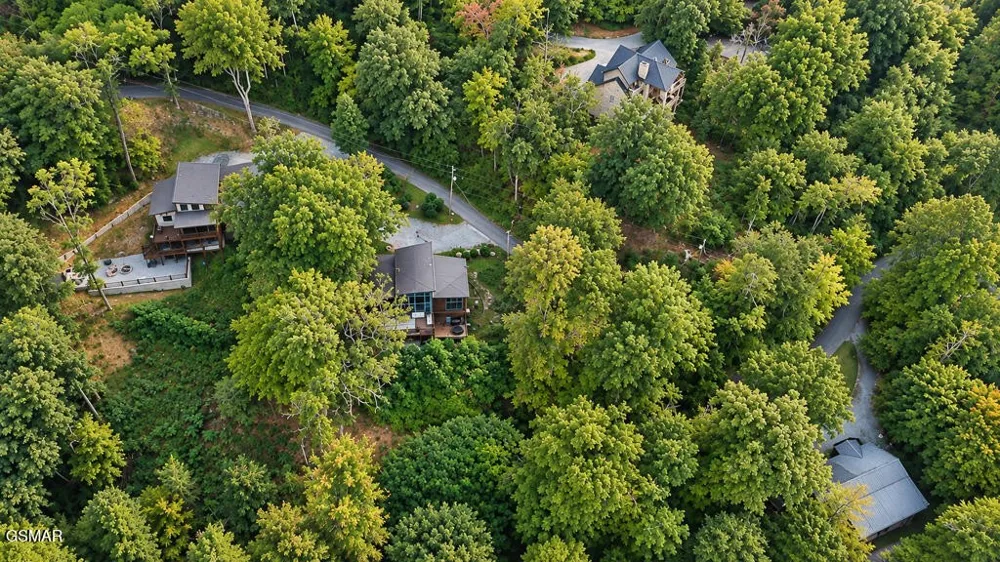 2511 Cove Mountain Lane Sevierville, TN 37862
