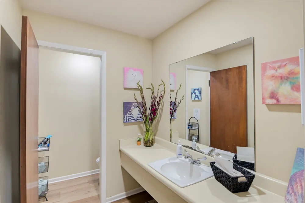 111 E Gonzales Street Seguin, TX 78155