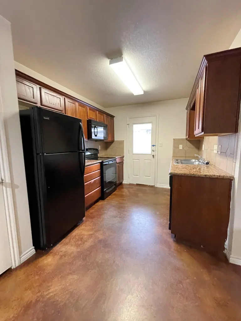 207 Andy Lane #B Temple, TX 76502