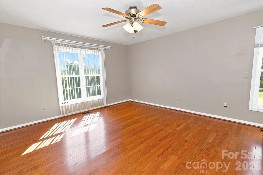 30 Morning Glory Lane Weaverville, NC 28787