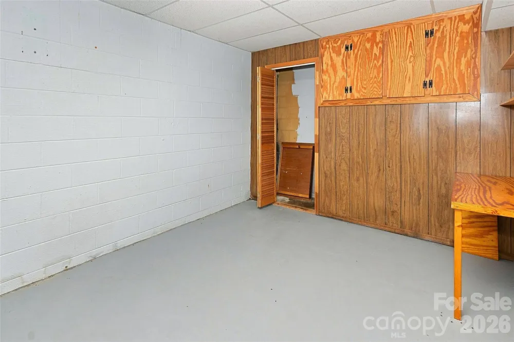 30 Morning Glory Lane Weaverville, NC 28787