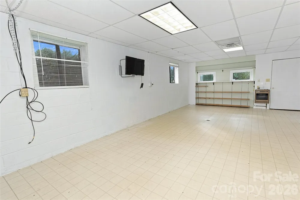 30 Morning Glory Lane Weaverville, NC 28787