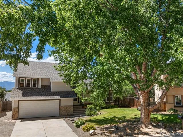4932 Horseshoe Bend Street Colorado Springs, CO 80917