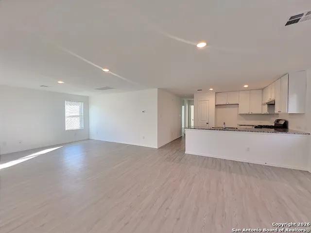 6623 Whirling Path San Antonio, TX 78253