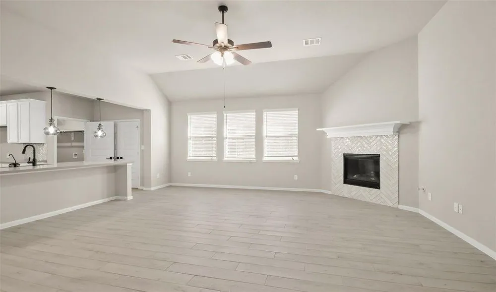 32406 Cedar Elm Drive Waller, TX 77484