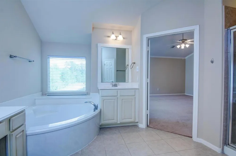 62 E Pipers Green Street The Woodlands, TX 77382