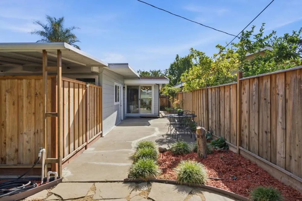537 Mayellen Avenue San Jose, CA 95126