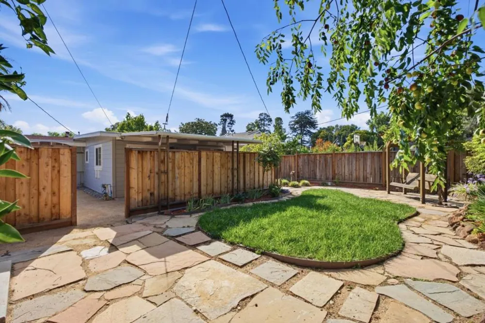 537 Mayellen Avenue San Jose, CA 95126